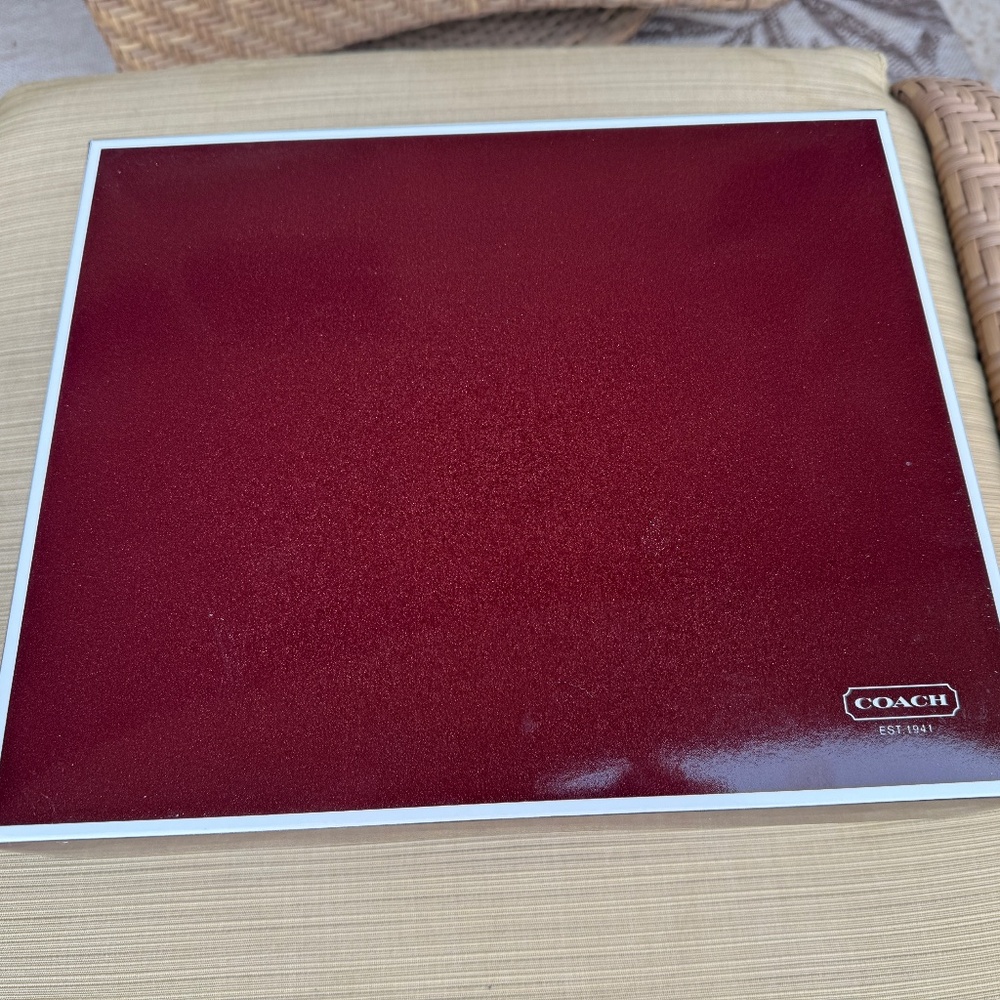 Limited Edition COACH Poppy For Peace Gallery Tote - Picture 9 of 9